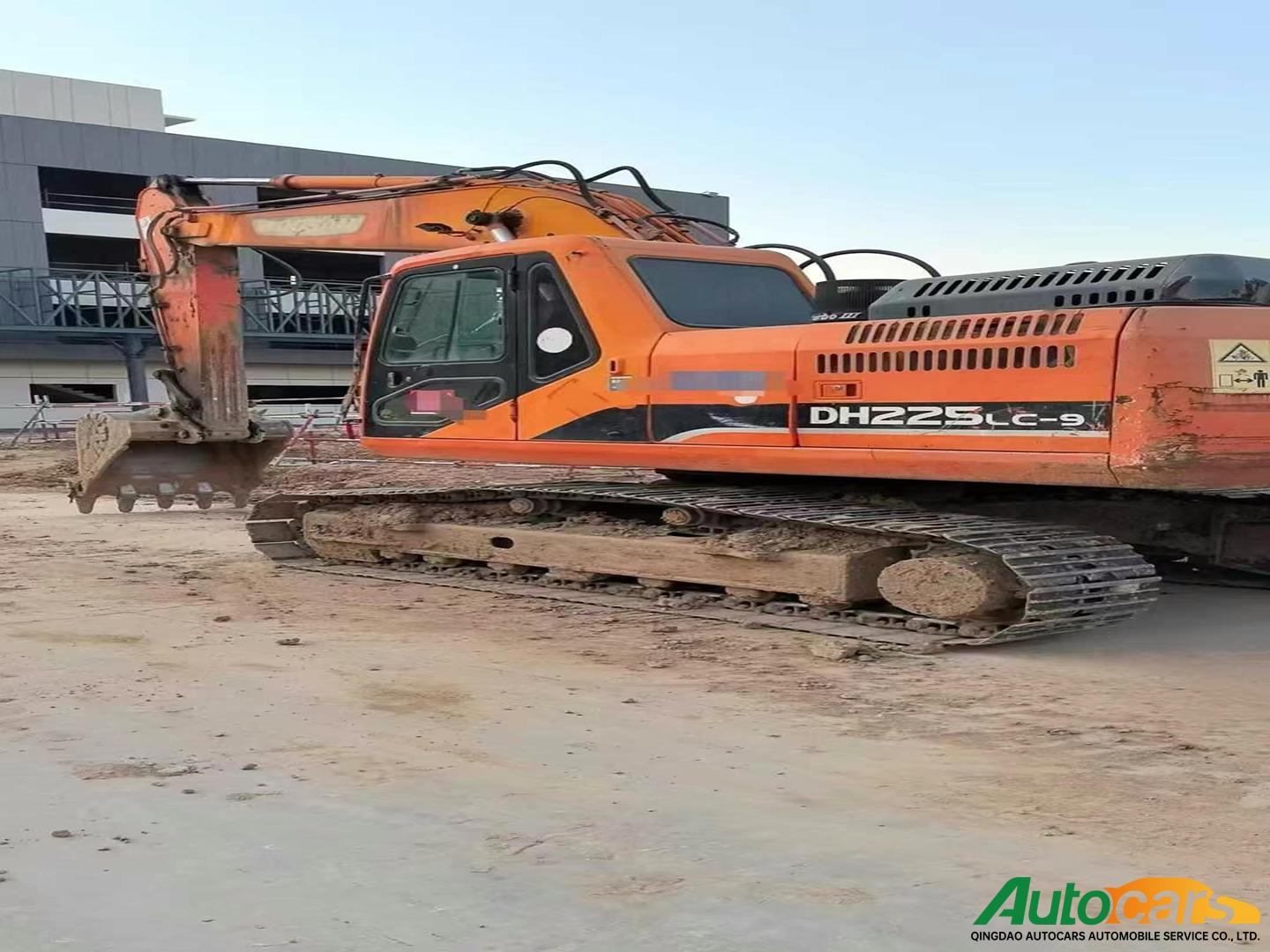 Doosan 215-9E