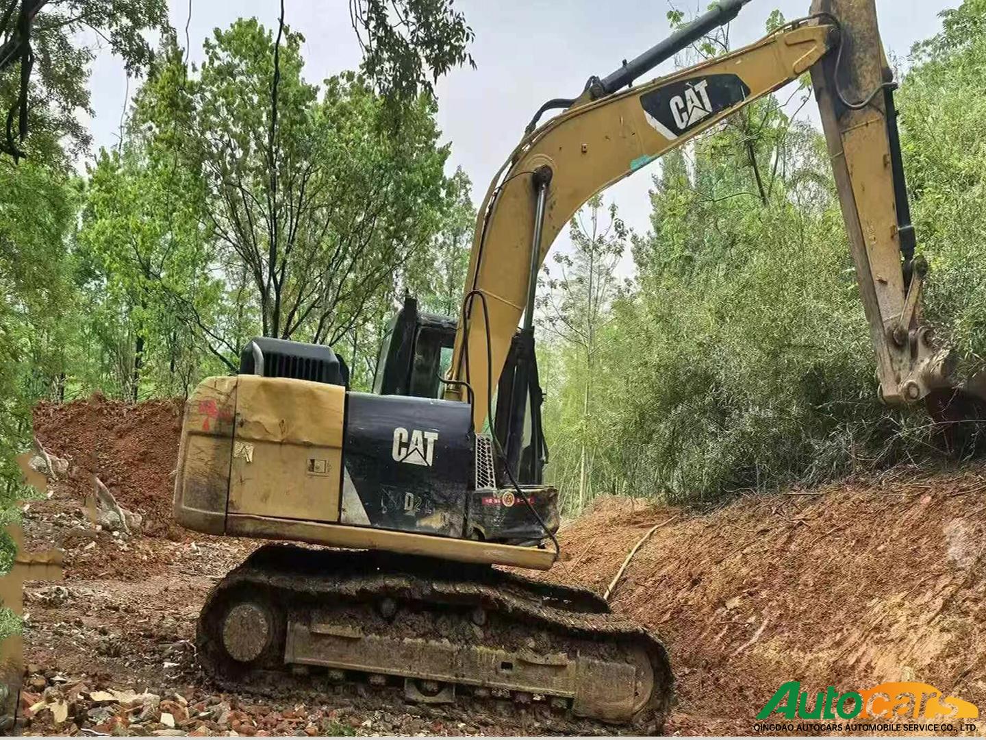 Caterpillar 318D2L