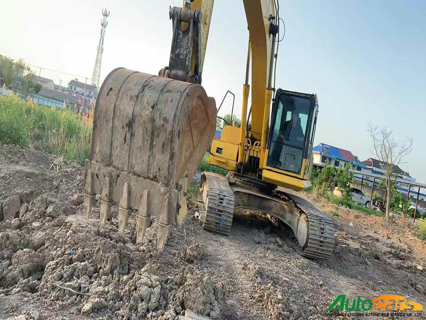 Komatsu 210LC-8mo