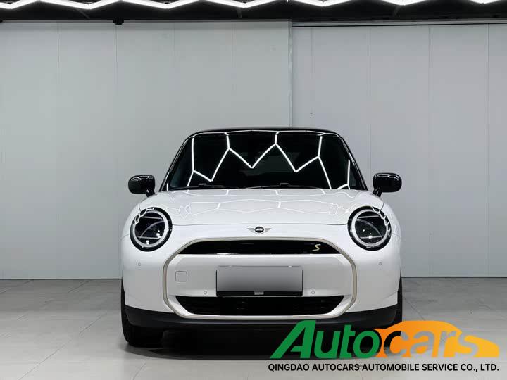 Electric MINI COOPER 2024 452km COOPER SE Artist