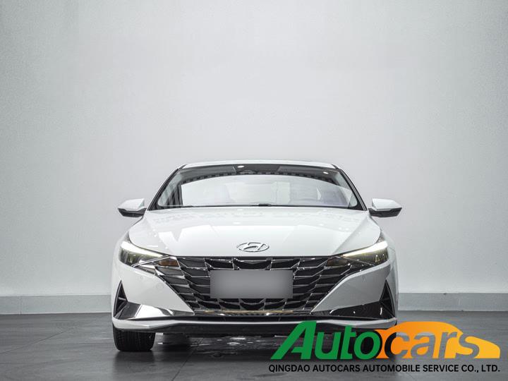Hyundai Elantra 2021 1.5L CVT LUX Premium Edition