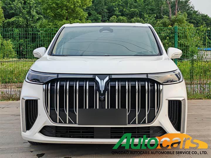 Voyah Dreamer 2024 PHEV Ultra Long Range Premium Edition